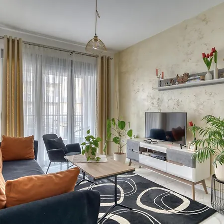 Ada Apartment
