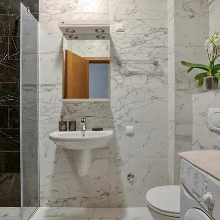 Ada Apartman Budva